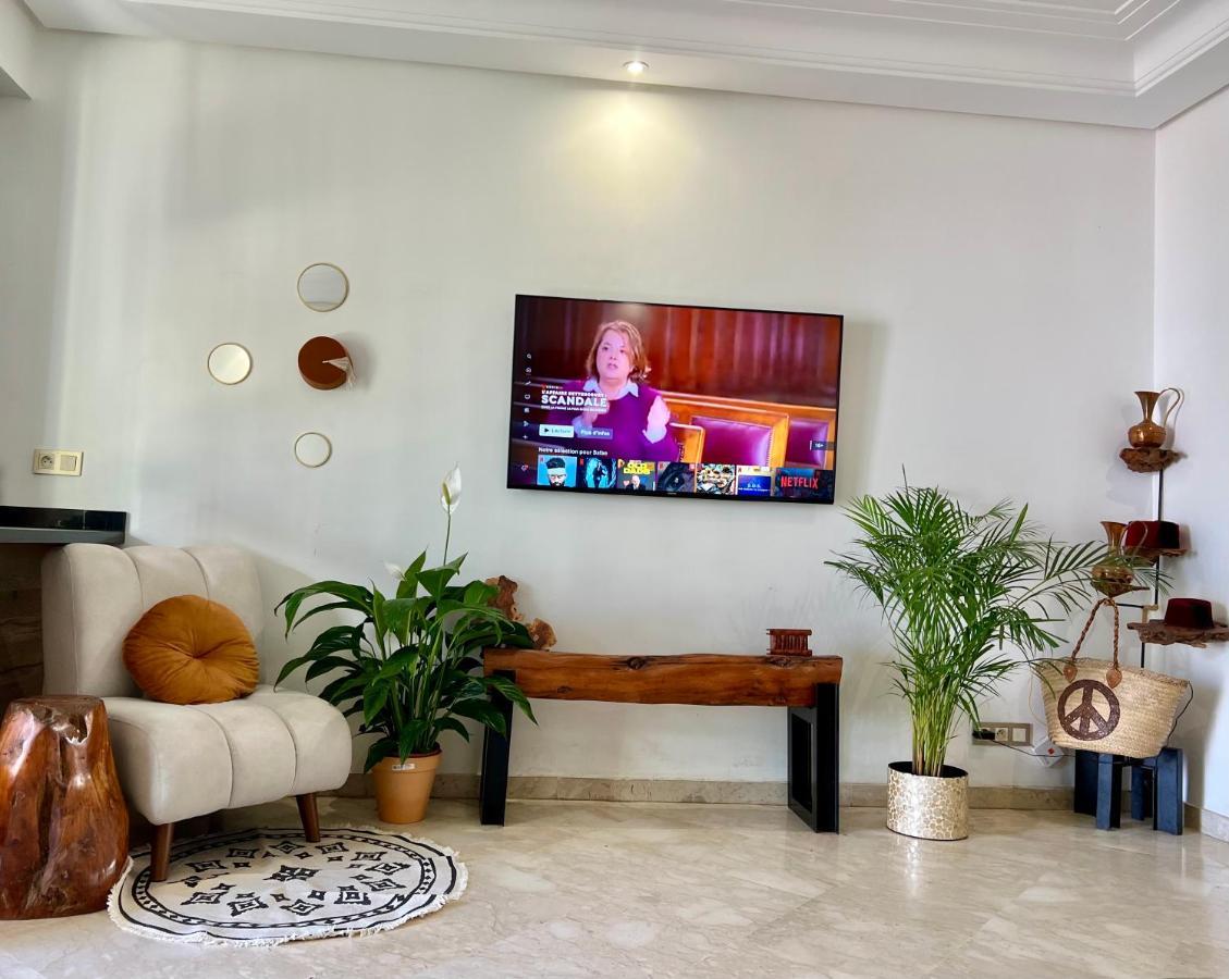 Maarif , Cosy 2 Chambres, Parking Wifi Netflix Gratuit Apartamento