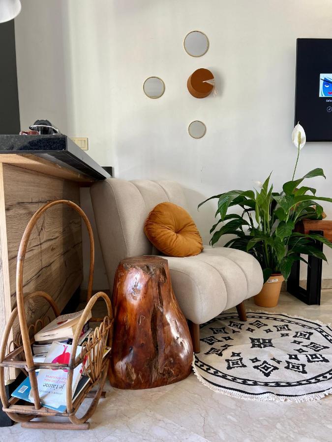 Apartamento Maarif , Cosy 2 Chambres, Parking Wifi Netflix Gratuit *